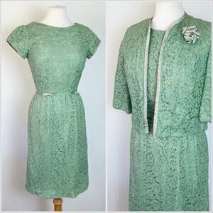 Vintage 1950s Mint Green Lace Wiggle‎ Dress With Jacket  // Size Small